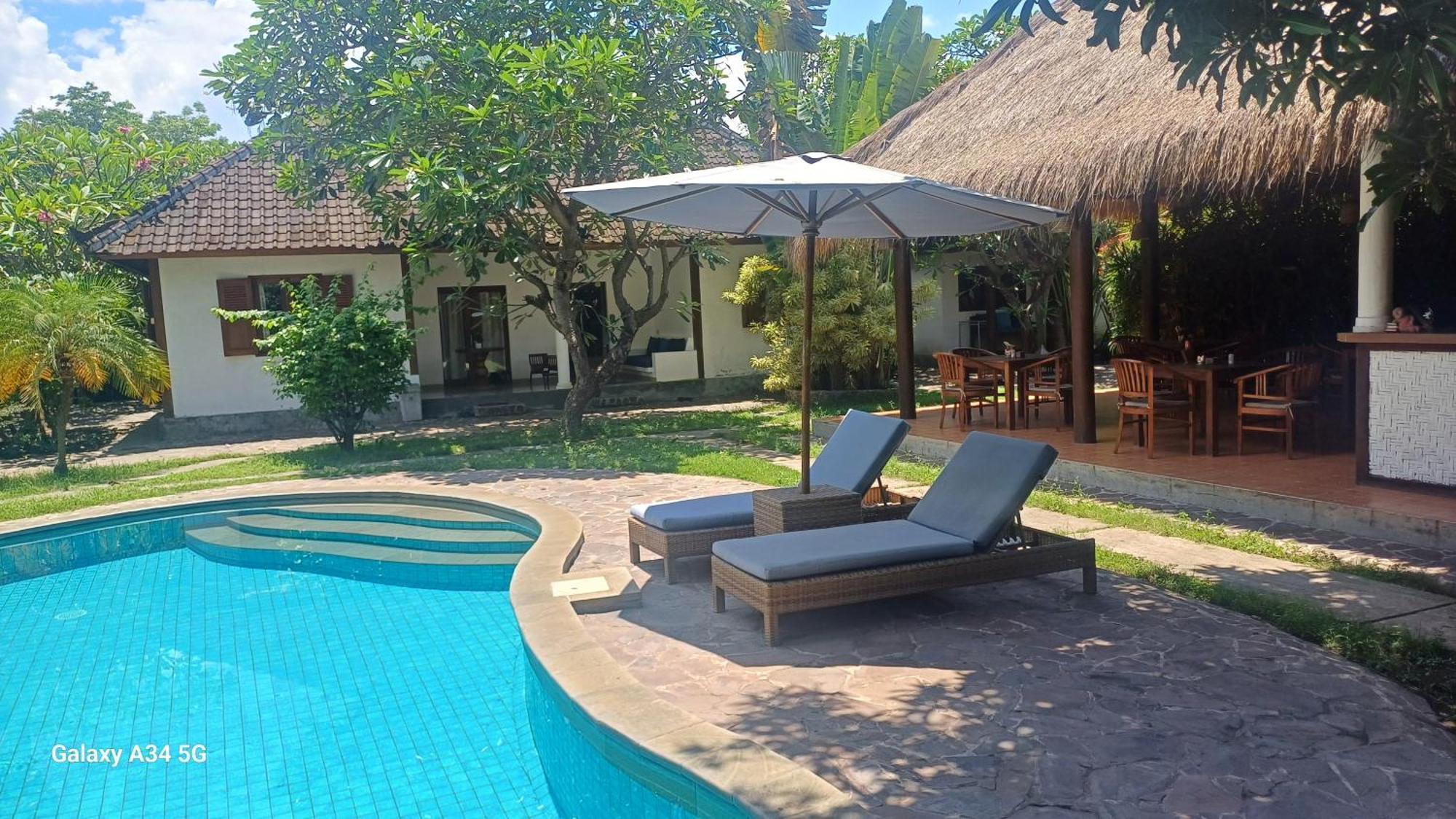 Si Pitung Village Gili Air Eksteriør billede